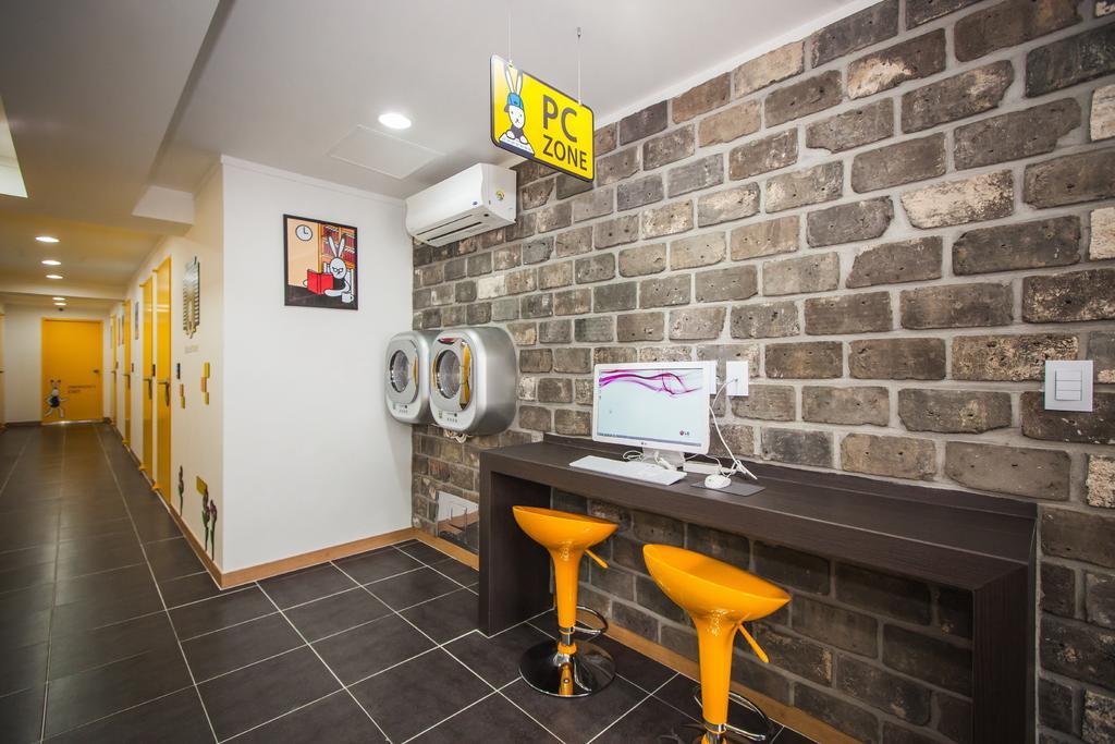 בוסאן 24 Guesthouse Haeundae Premier מראה חיצוני תמונה