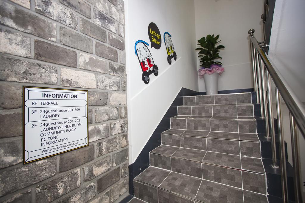 בוסאן 24 Guesthouse Haeundae Premier מראה חיצוני תמונה