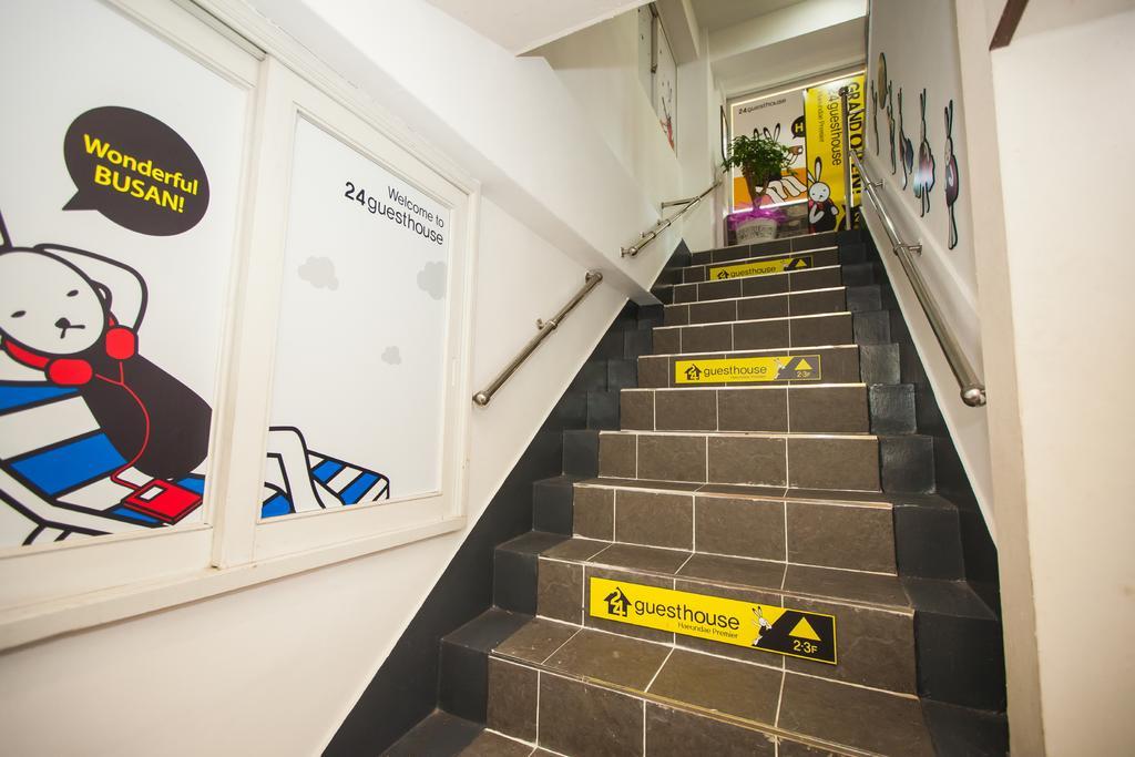 בוסאן 24 Guesthouse Haeundae Premier מראה חיצוני תמונה