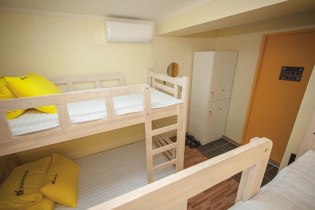 בוסאן 24 Guesthouse Haeundae Premier חדר תמונה